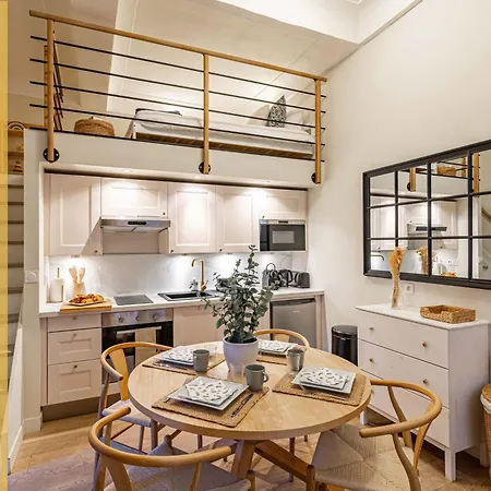 דירה Elegant Flat With Ac, Heart Of Old Nice, Walking To The Beach! *